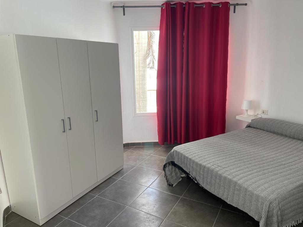 Casas Blancas Tortugas Apartment Playa de las Americas (Tenerife)